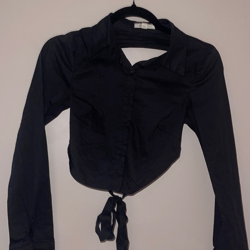 Open back, black long sleeve